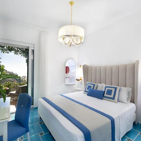Pellegrino Hotel 3*
