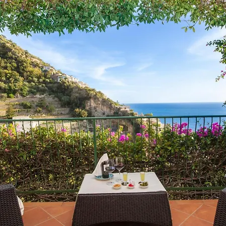 Hotel Pellegrino 3*