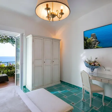 Pellegrino 3* Praiano